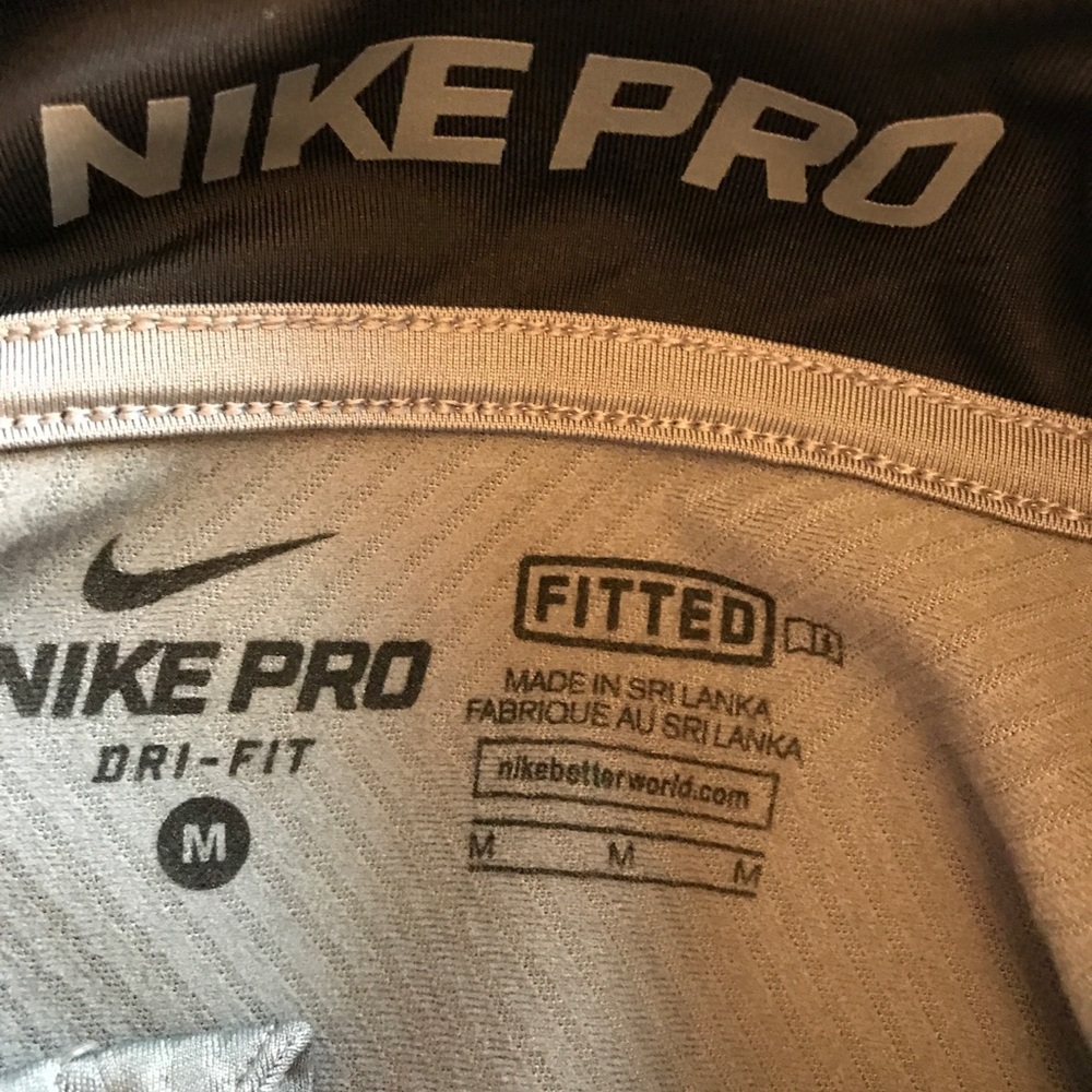 Men's Nike Pro Dri-fit fitted 1/4zip grey/black - Picture 5 of 8